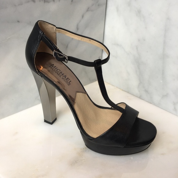 MICHAEL Michael Kors Shoes - Michael Kors Black Leather Platform Sandal